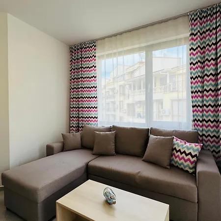 Horizon 25 'б' 公寓 圣弗拉斯