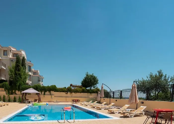 Horizon 25 'б' 公寓